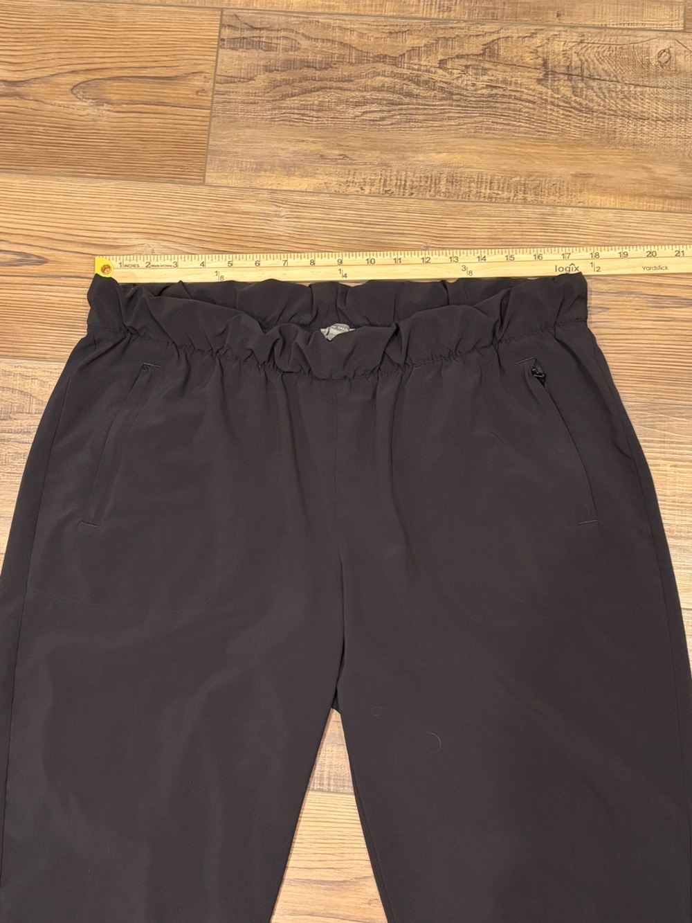 Talbots Black Pull-On Capris hem Detail zipper pockets Sz X1 relaxed fit comfy - Picture 6 of 15
